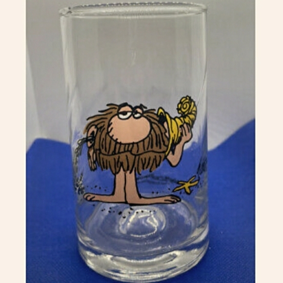 Ice Age x Arby's Vintage Glass Collectable Cup 1981 - Picture 1 of 3